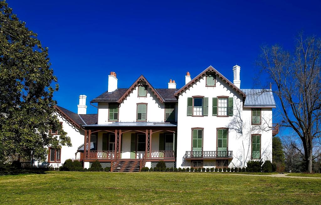 Smart home control panel with touch interface